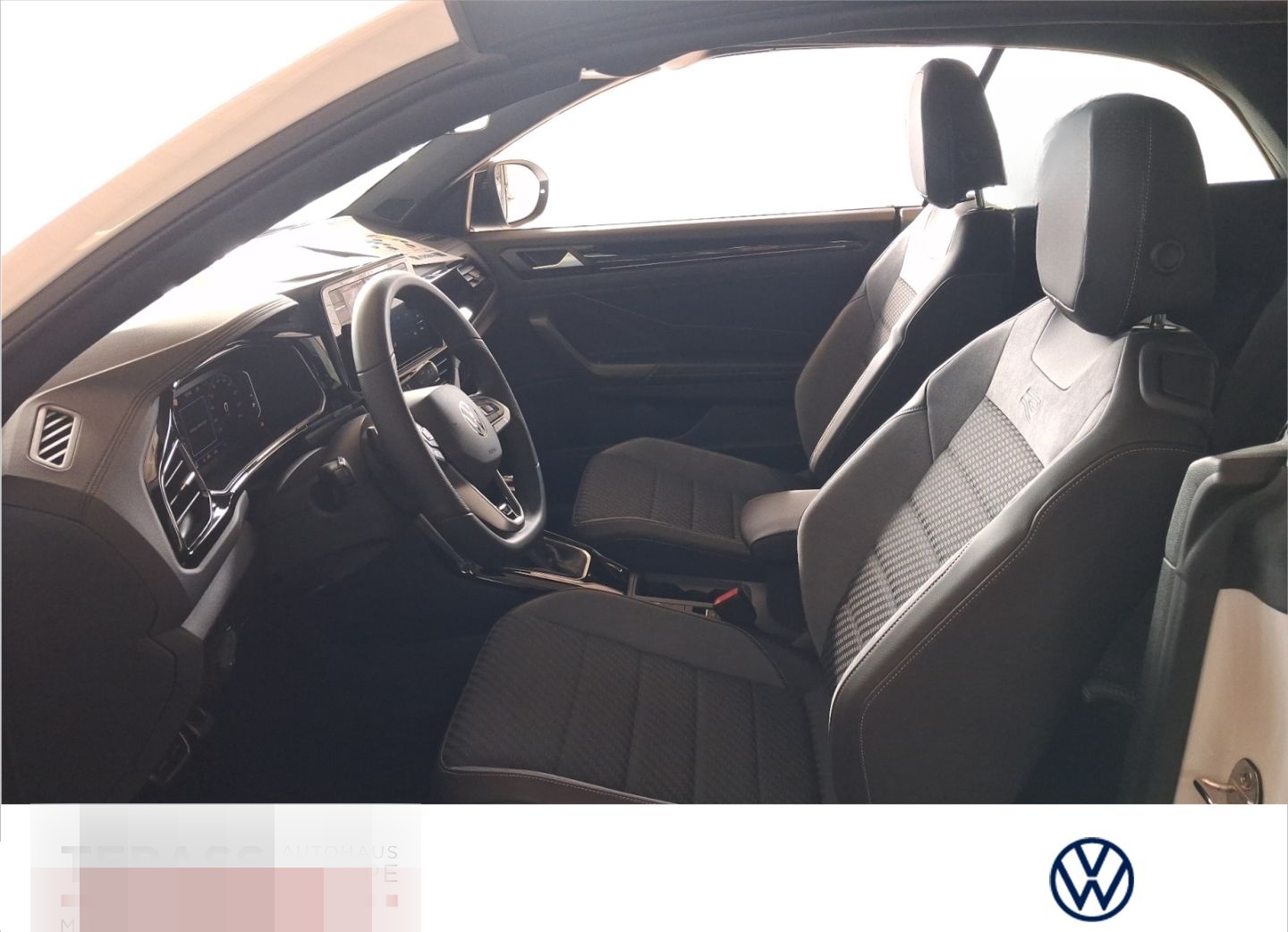 Volkswagen T-Roc Cabriolet 1.5 TSI R-Line NAVI IQ BLACK foto 7