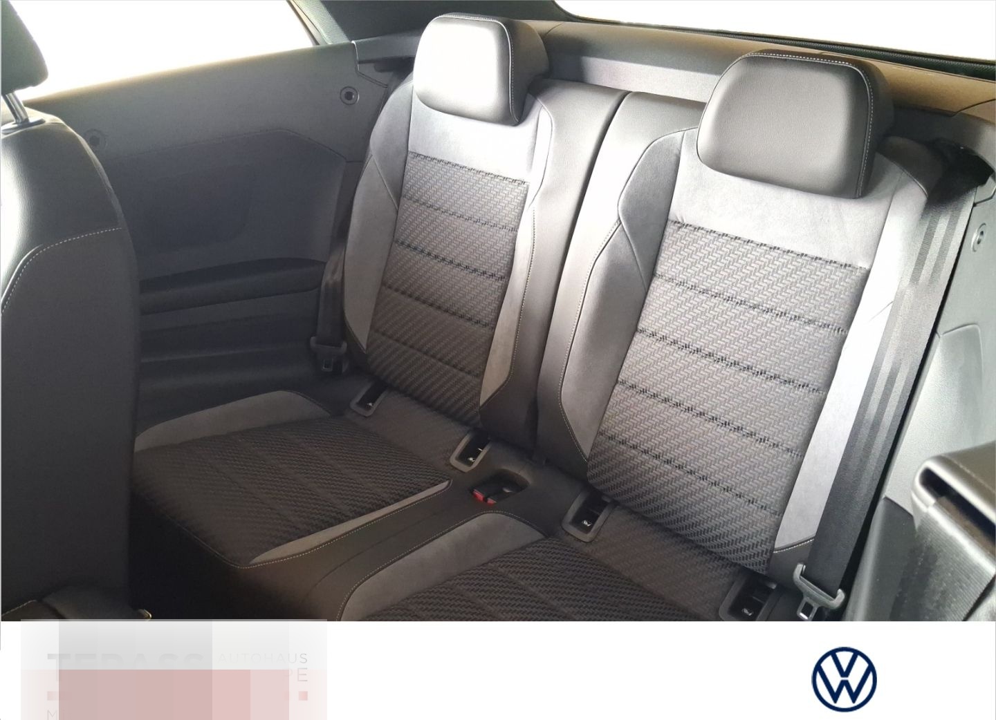 Volkswagen T-Roc Cabriolet 1.5 TSI R-Line NAVI IQ BLACK foto 8