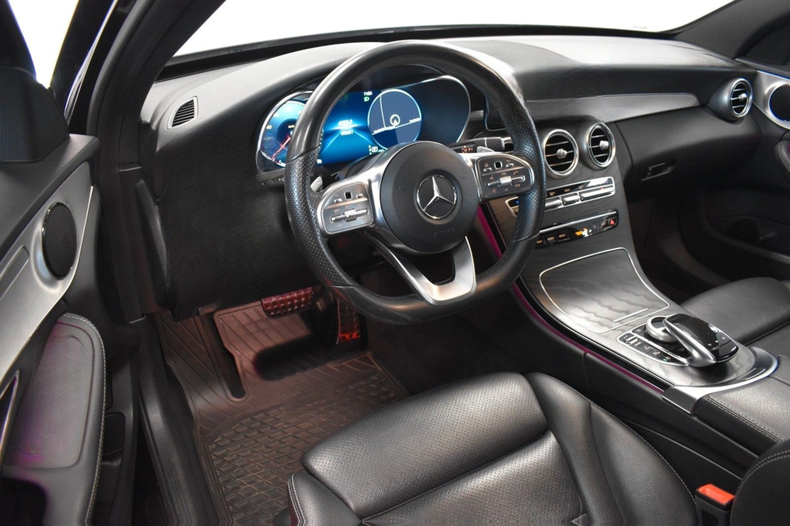 Mercedes-Benz C 200 T AMG-LINE *M-BEAM *KAMERA *VIRTUAL *CARPL foto 13