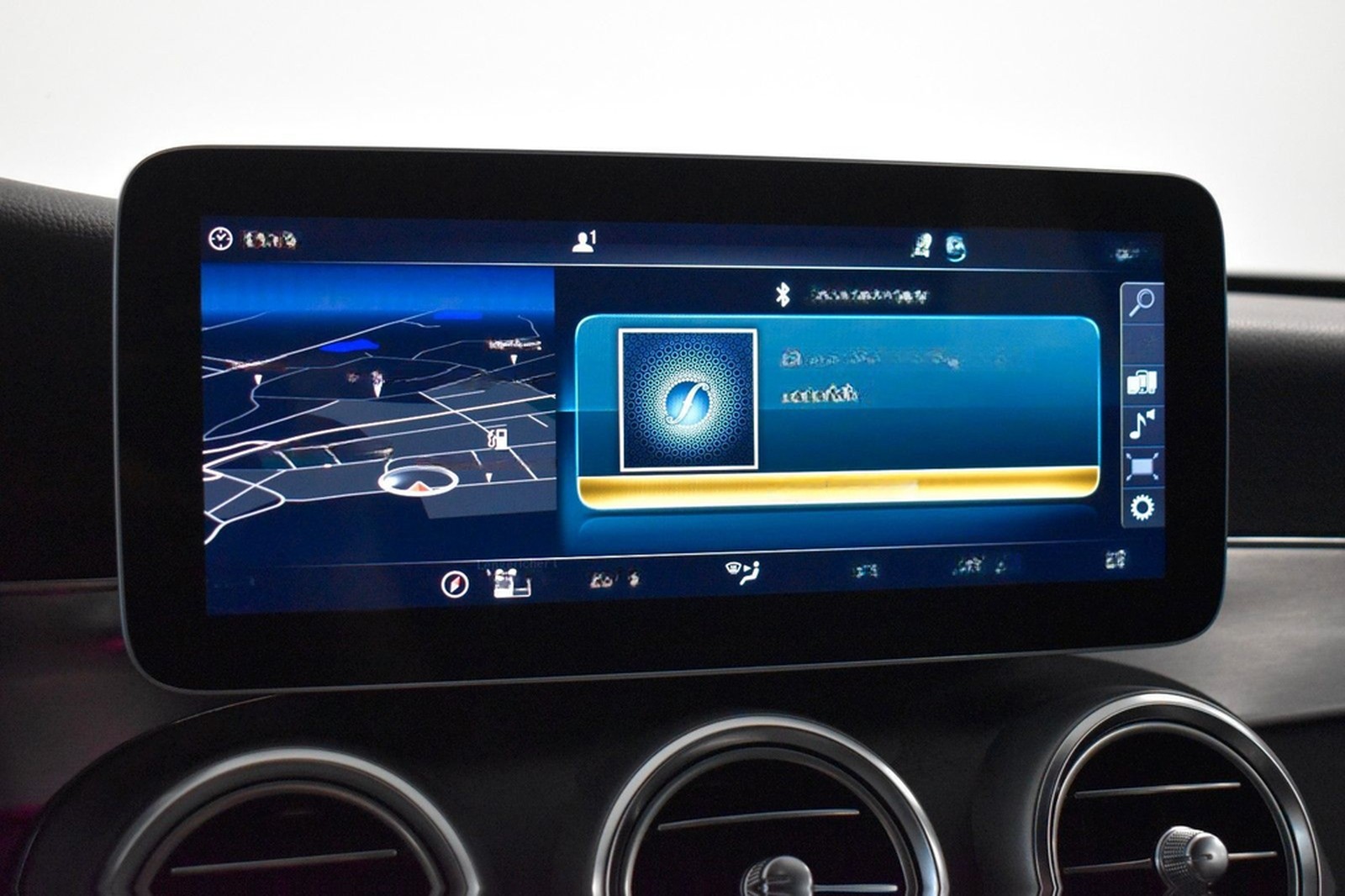 Mercedes-Benz C 200 T AMG-LINE *M-BEAM *KAMERA *VIRTUAL *CARPL foto 22
