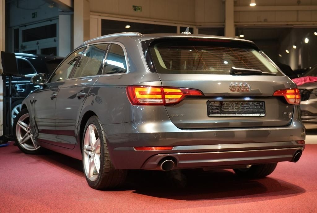 Audi A4 Avant 2.0 TFSI S-Line *Virtual*Navi*AHK* foto 2