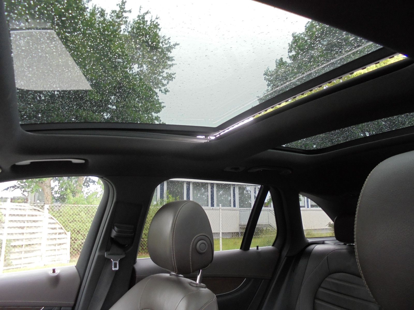 Mercedes-Benz GLC 250 d 4Matic AMG Panorama 360° Distronic foto 13