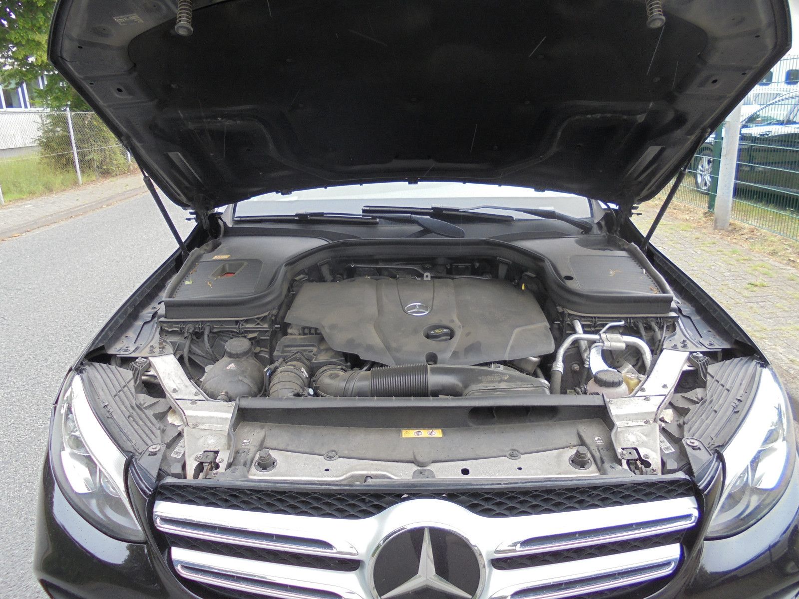 Mercedes-Benz GLC 250 d 4Matic AMG Panorama 360° Distronic foto 15