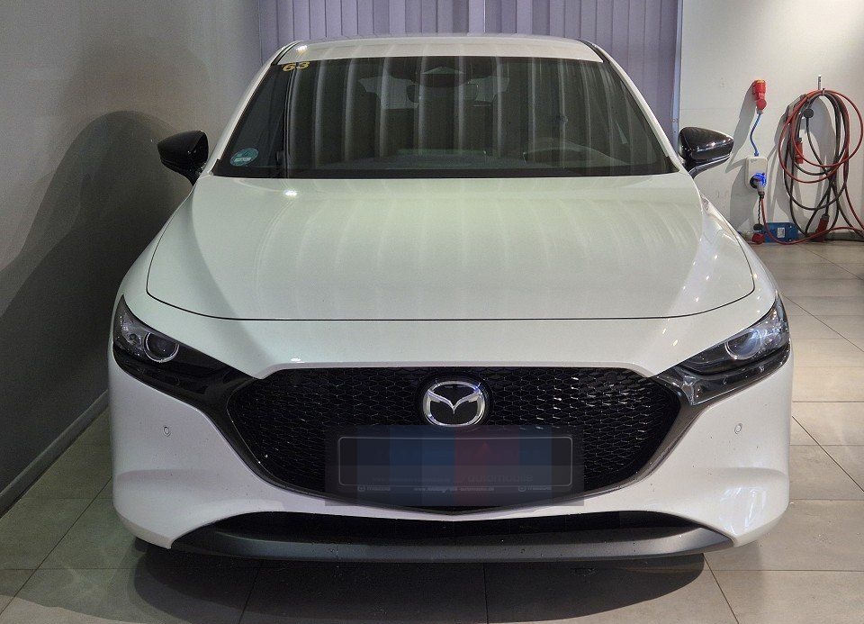 Mazda 3 5HB 2.5L e-SKYACTIV G 140ps 6MT FWD Homura foto 2