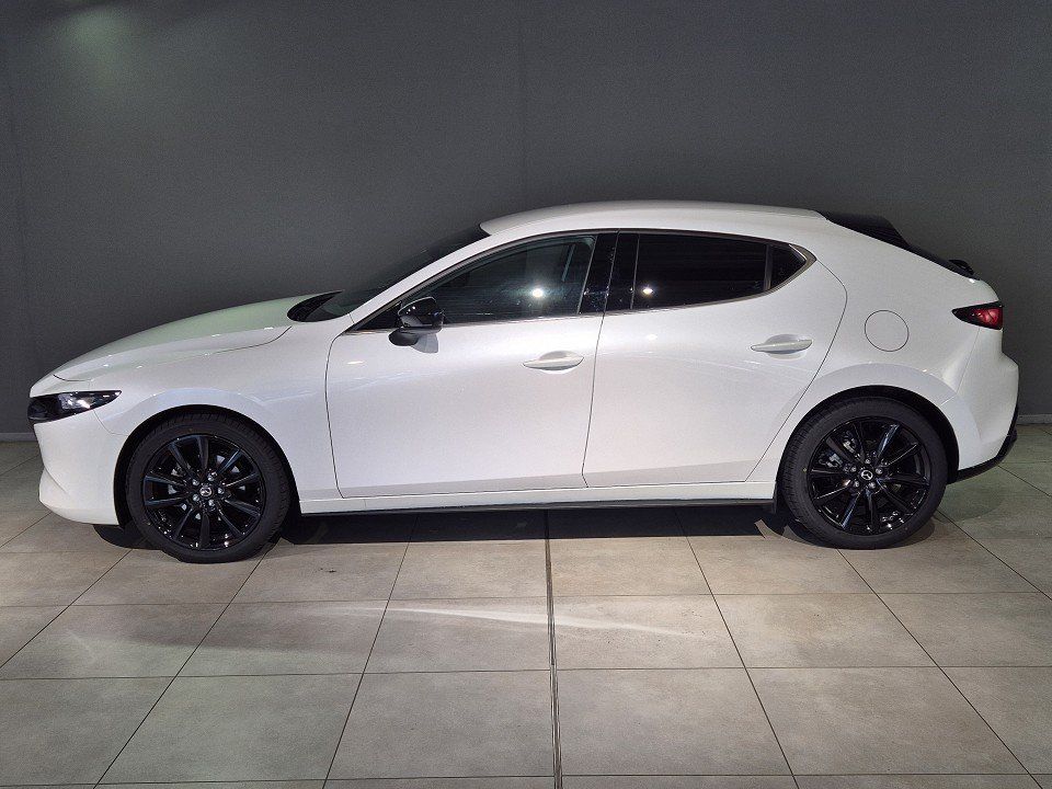 Mazda 3 5HB 2.5L e-SKYACTIV G 140ps 6MT FWD Homura foto 3
