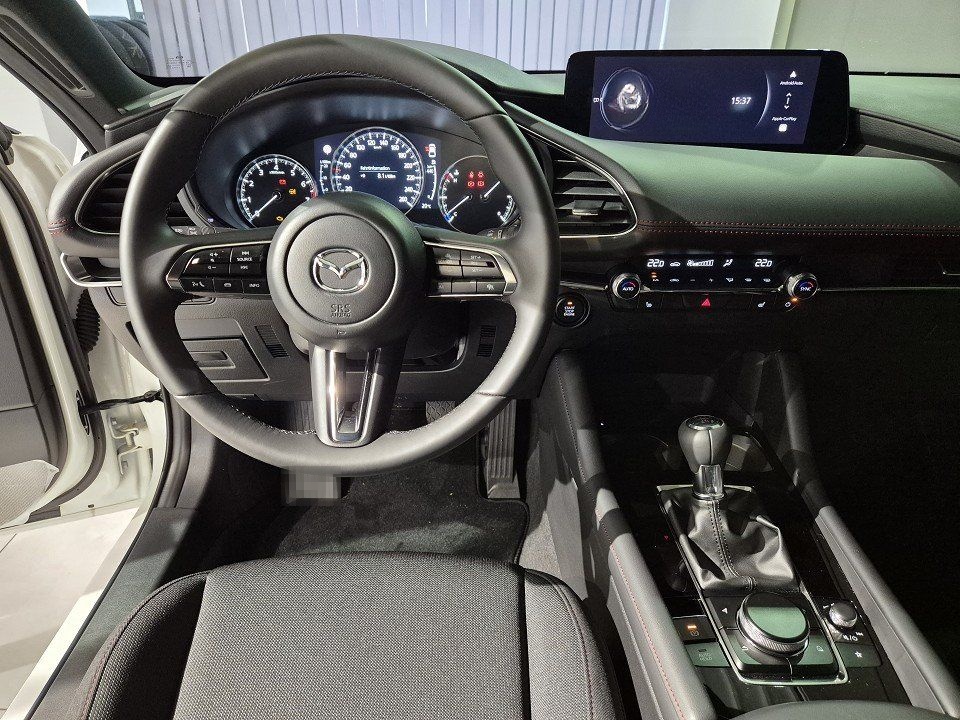 Mazda 3 5HB 2.5L e-SKYACTIV G 140ps 6MT FWD Homura foto 8