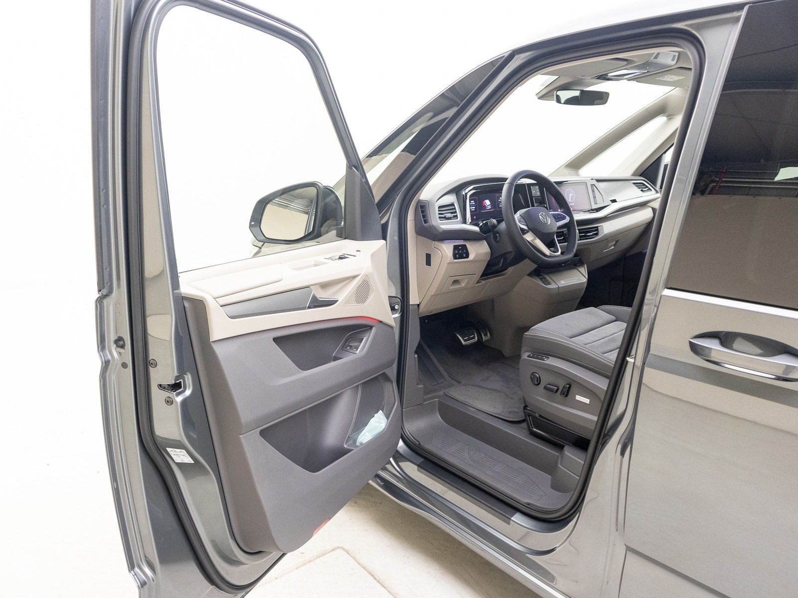 Volkswagen T7 Multivan*eHybrid*DSG*4MOTION*NAVI*GOAL*AHVR* foto 12