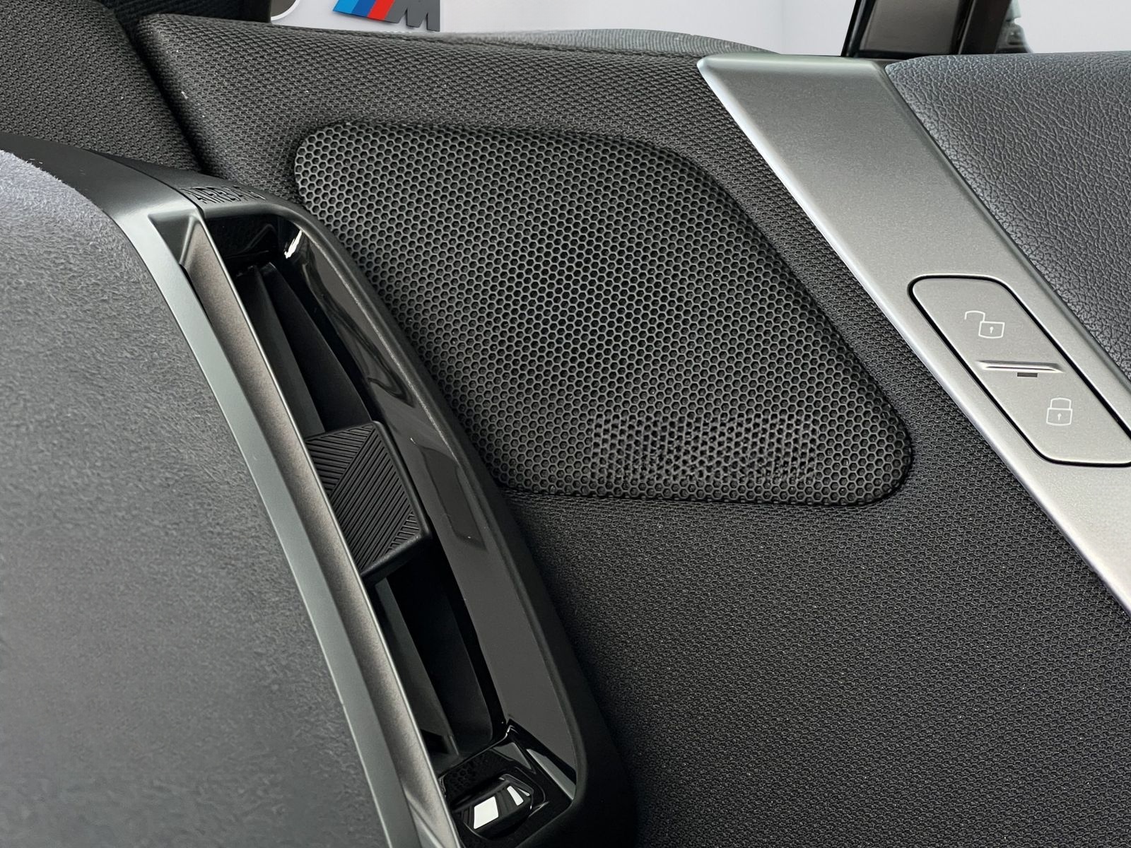 BMW iX xDrive60 M-Sport-Pro 360° Autobahnassist SkyL foto 11