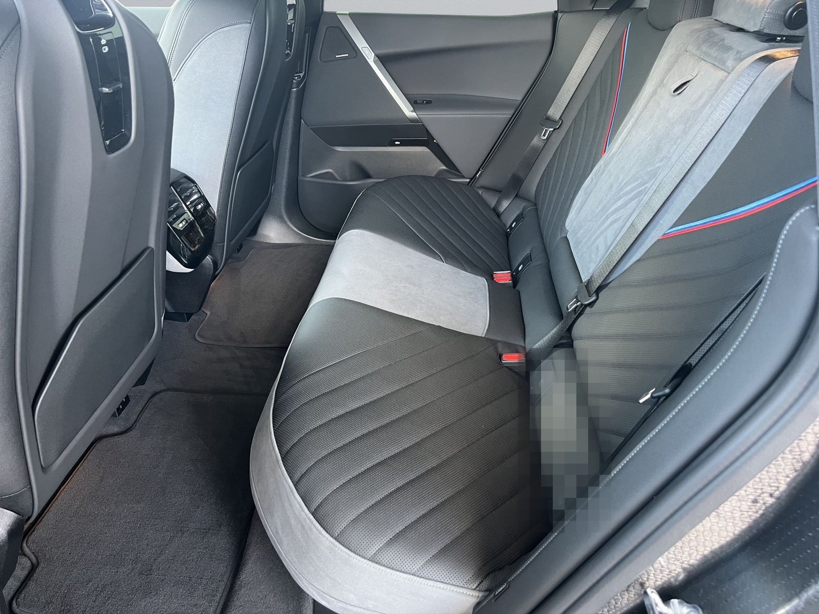 BMW iX xDrive60 M-Sport-Pro 360° Autobahnassist SkyL foto 7