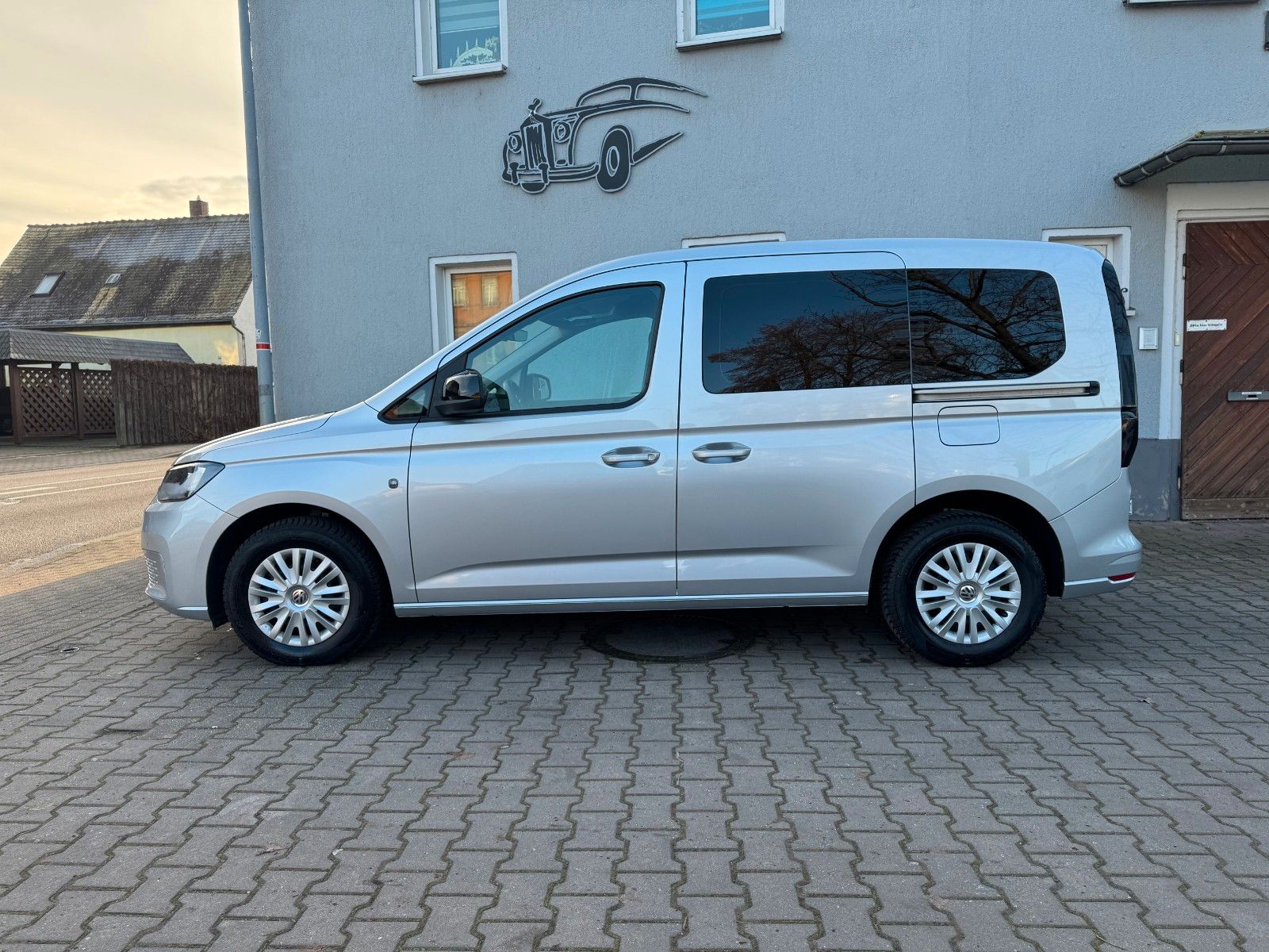 Volkswagen Caddy 2.0 TDi,Navi,Klimaaut.Sitzhzg,Heckflügetür foto 4