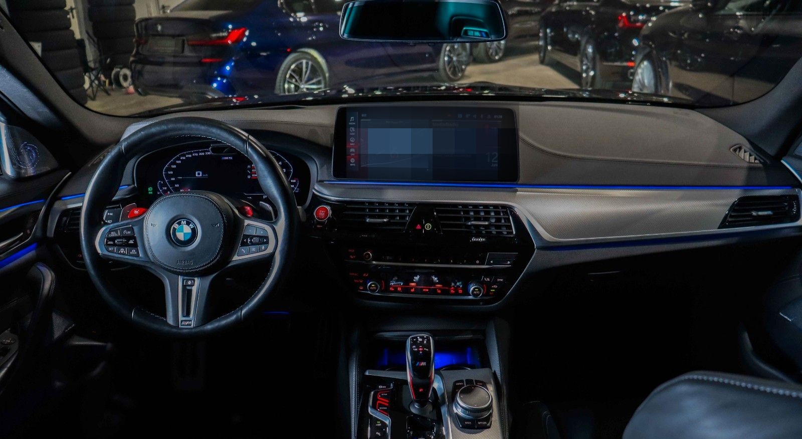 BMW M5 MSITZE*CARBON*B&W*360°*LASER*AHK*MSPORTAGA foto 16