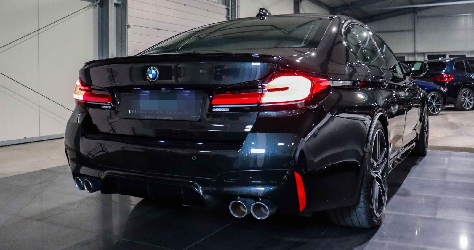 BMW M5 MSITZE*CARBON*B&W*360°*LASER*AHK*MSPORTAGA foto 8