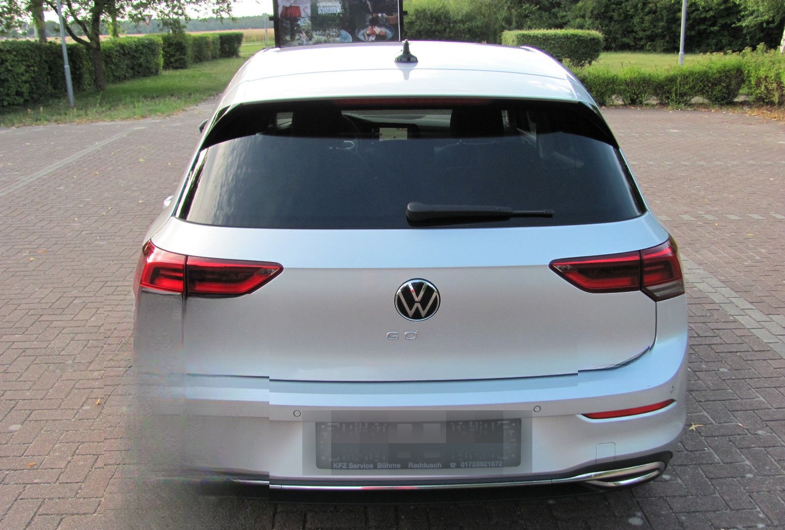 Volkswagen Golf VIII Lim. Style 1,5 eTSI DSG Pano.LED 2xPDC foto 7