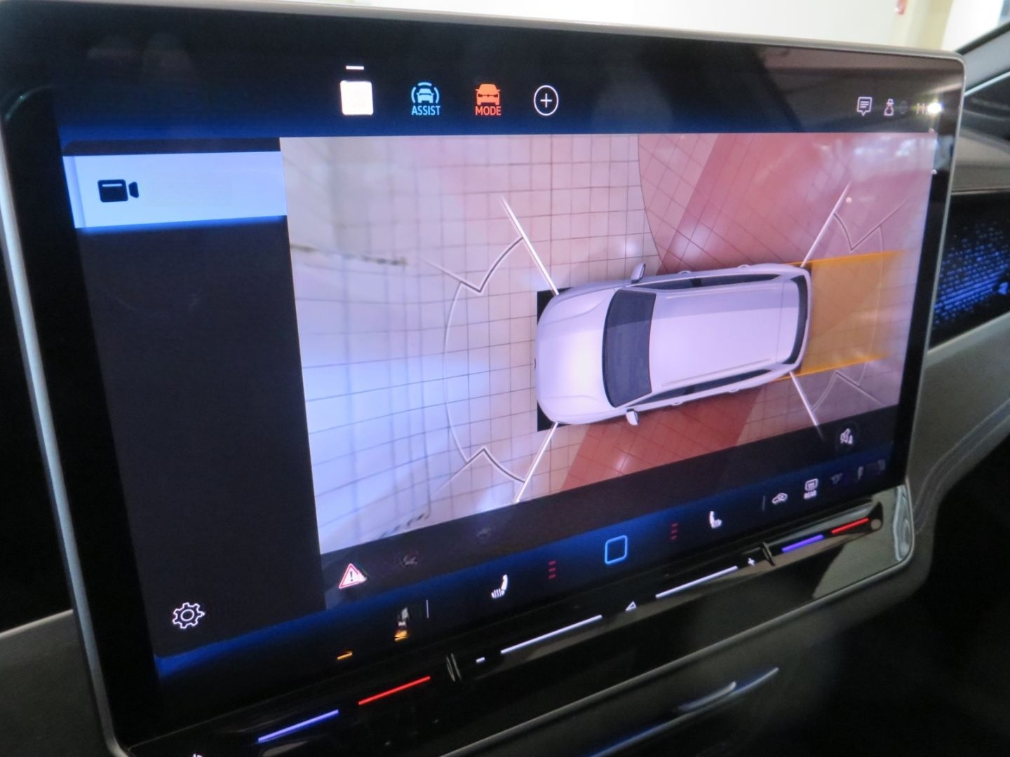 Volkswagen Passat Variant R-Line 2.0TDI 7-DSG AHK HUD 360Ka foto 13