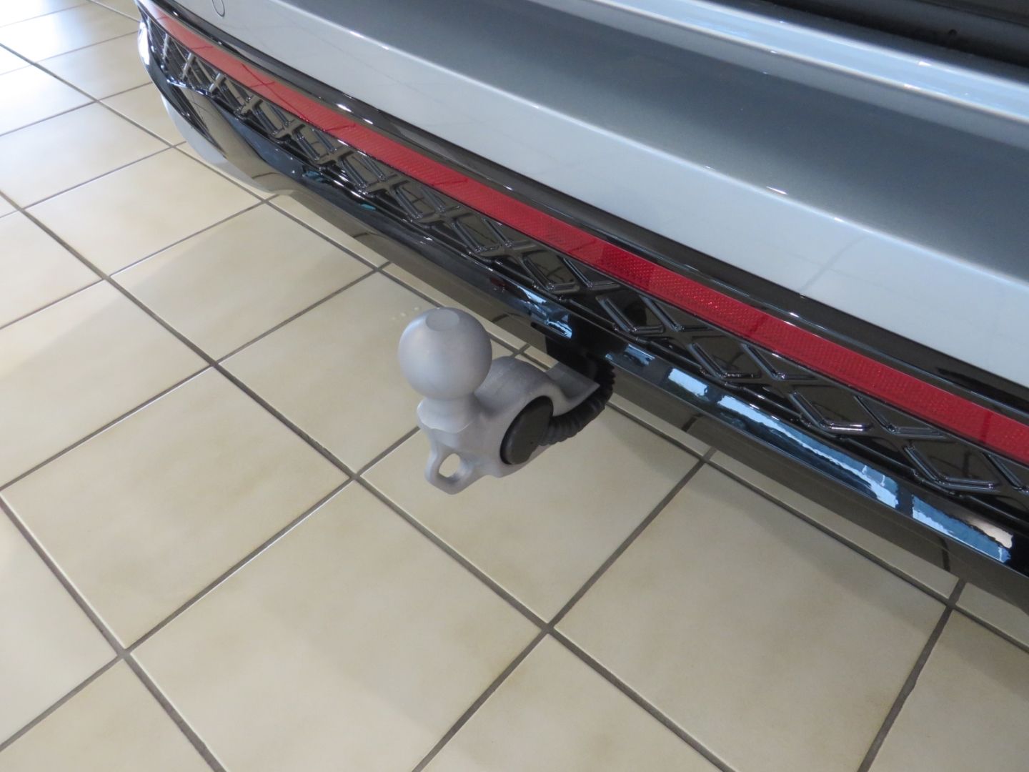 Volkswagen Passat Variant R-Line 2.0TDI 7-DSG AHK HUD 360Ka foto 18