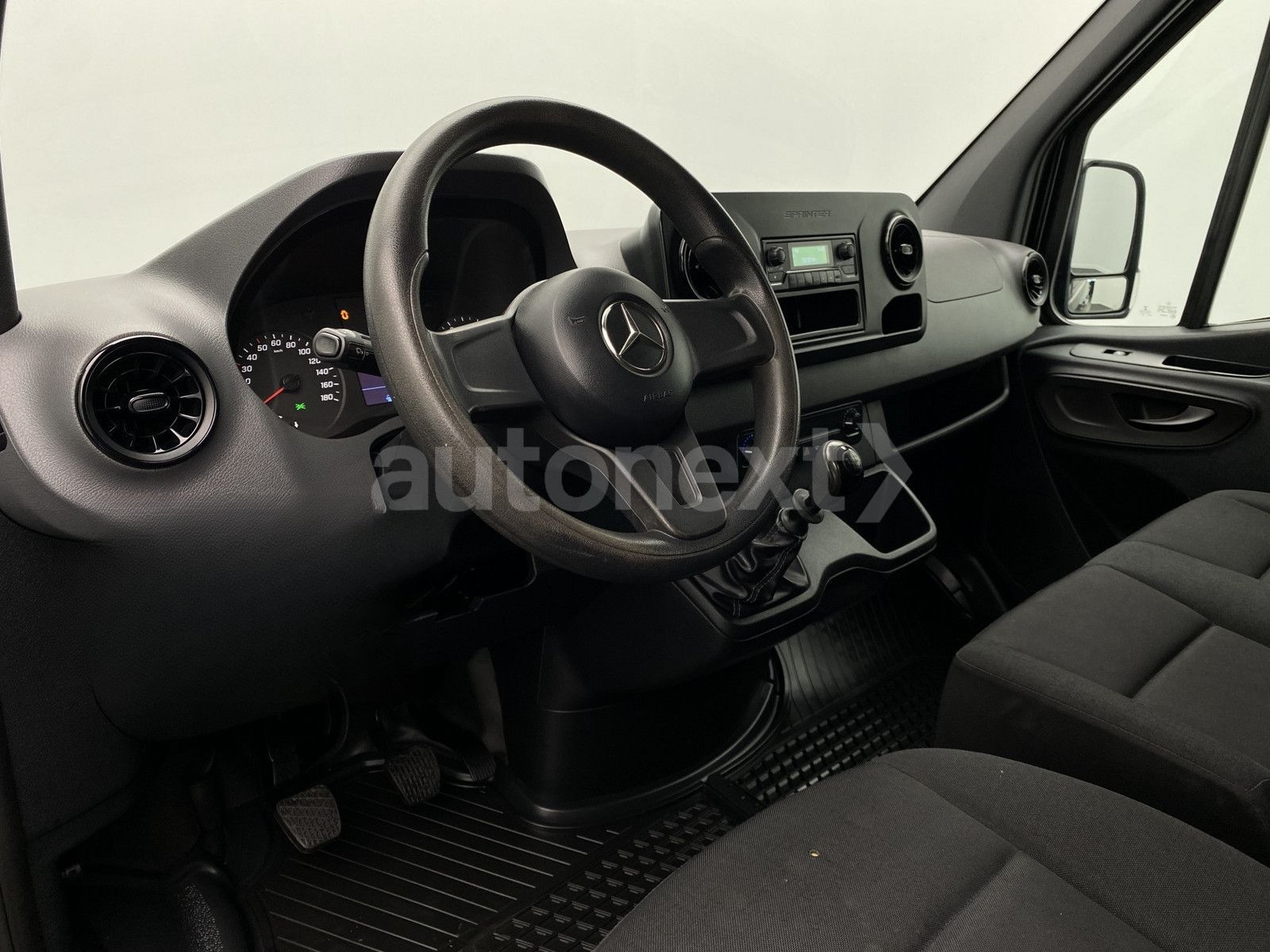 Mercedes-Benz Sprinter 211 kompakt Worker 1.HAND (0046) foto 15