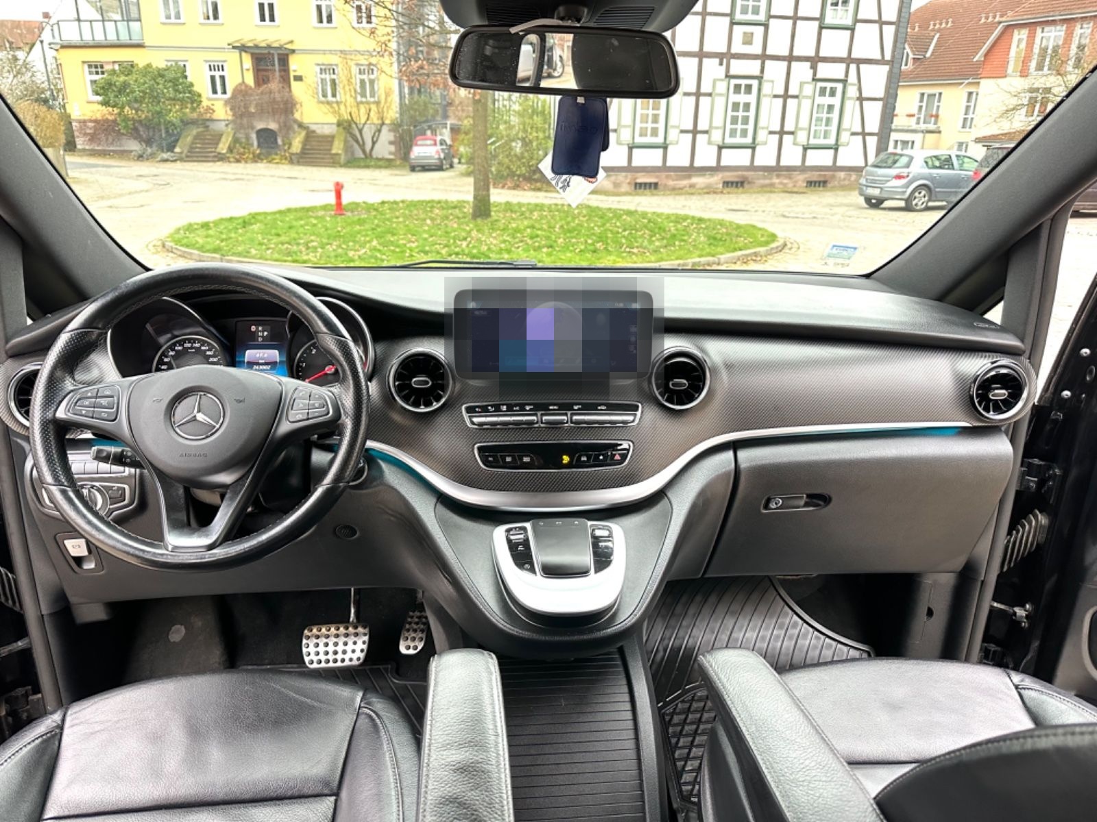 Mercedes-Benz V 300 d Lang AMG. 7 Sitze Automatik Avantgarde foto 15