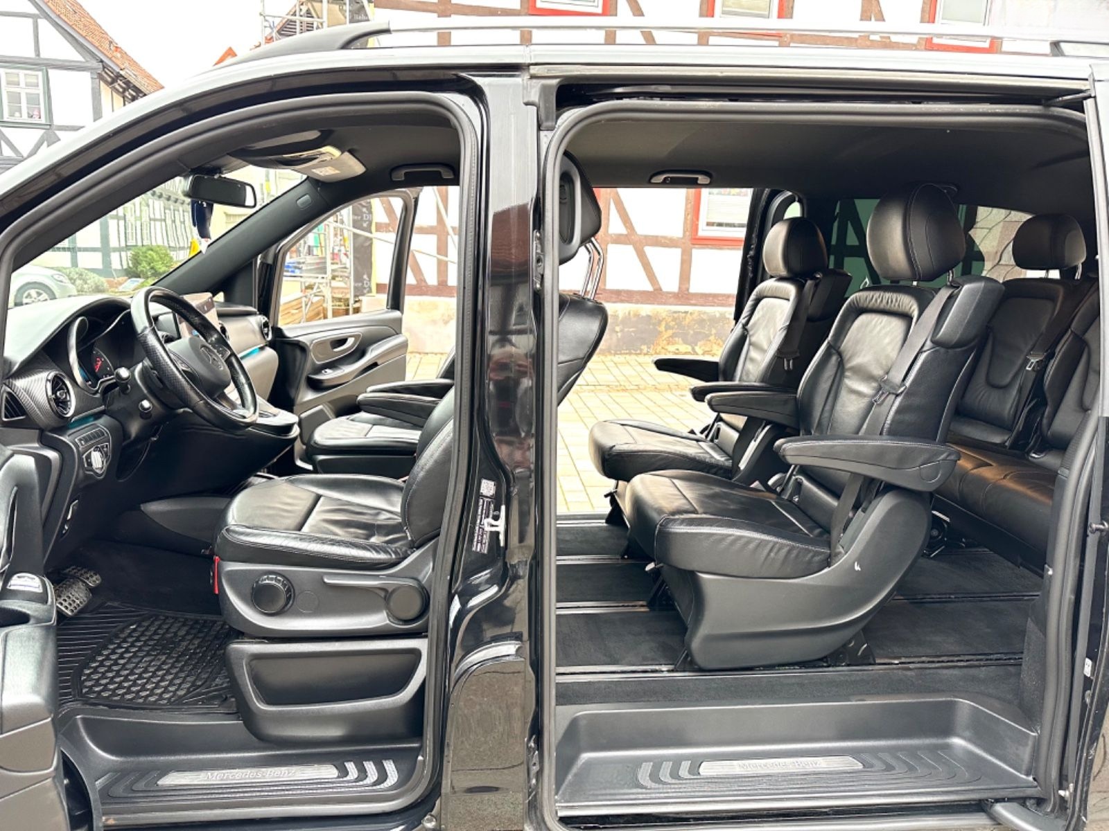 Mercedes-Benz V 300 d Lang AMG. 7 Sitze Automatik Avantgarde foto 18