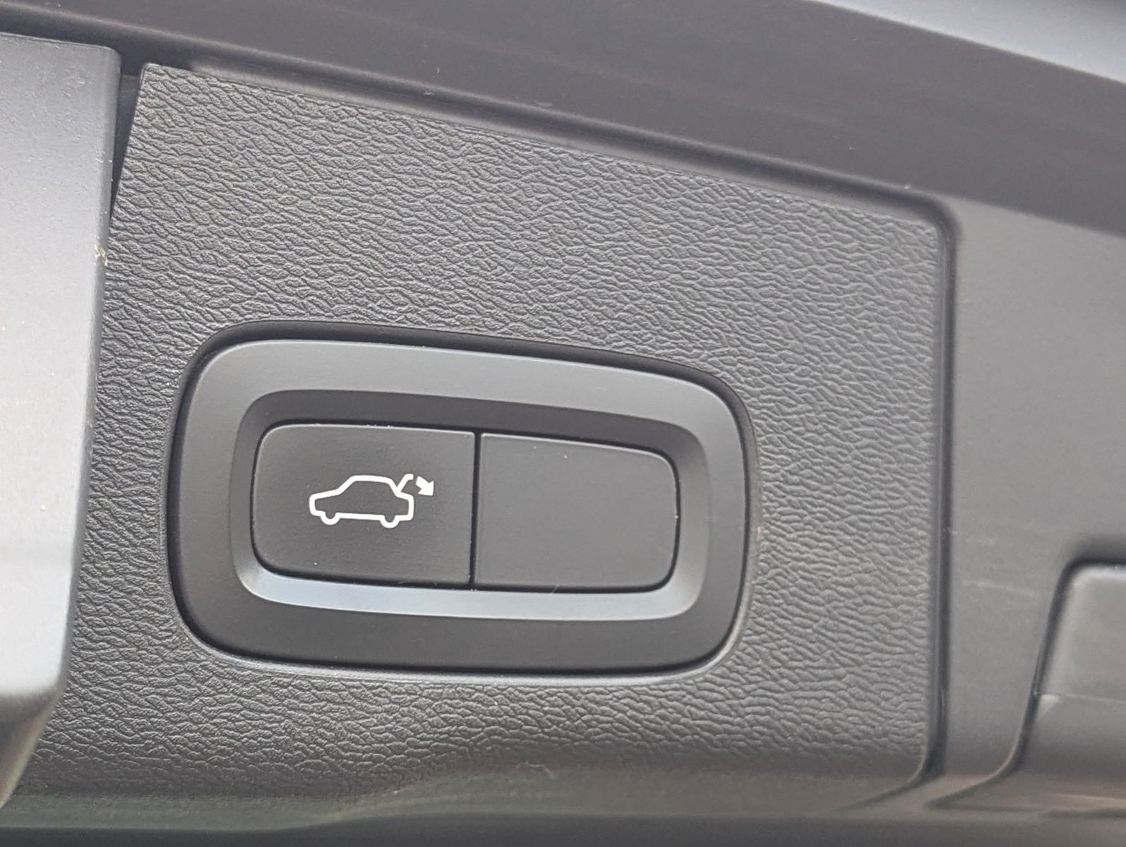 Volvo XC60 AWD R-DESIGN LEDER MEMORY SPUR TOT HUD ACC foto 16