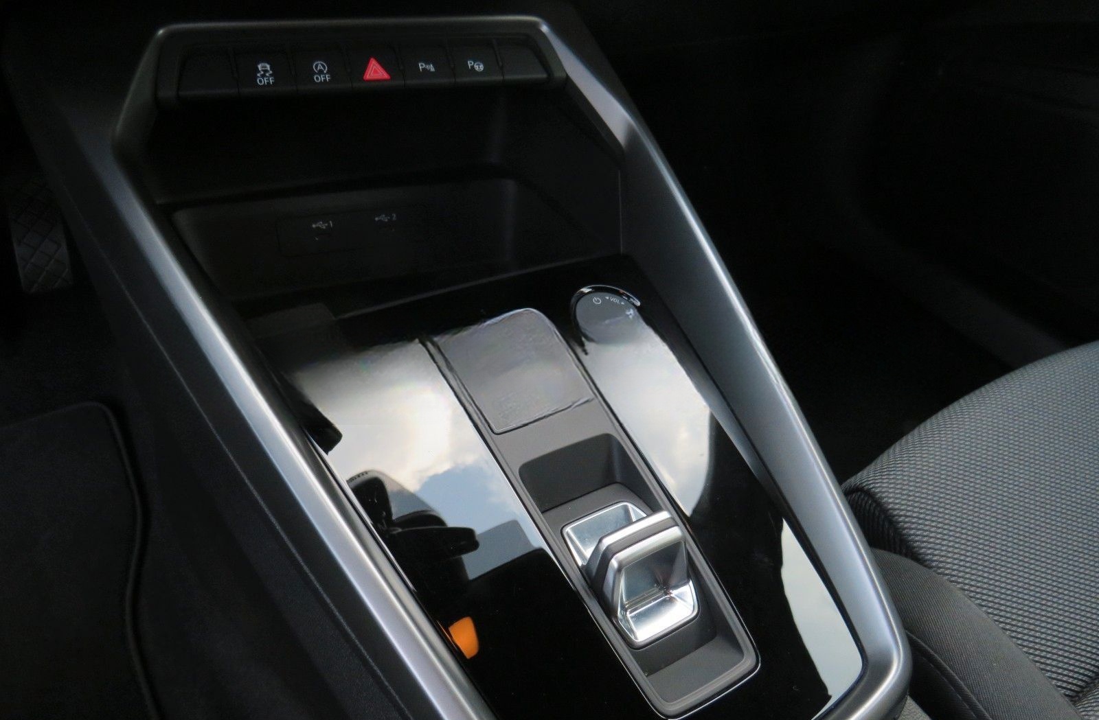Audi A3 Sportback 30 TFSI S-tronic advanced foto 9