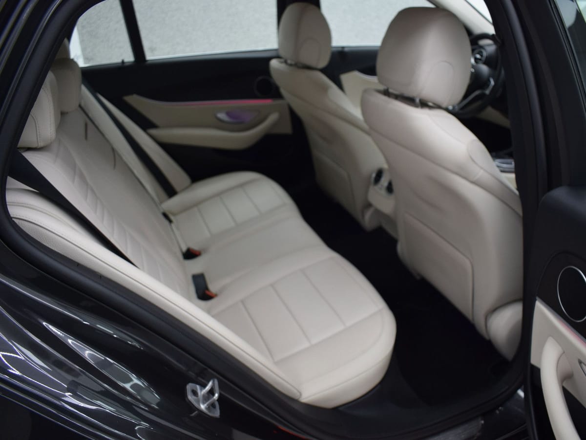 Mercedes-Benz E 400 d All-Terrain Wide AugR Air LED Rcam 2xMem foto 16