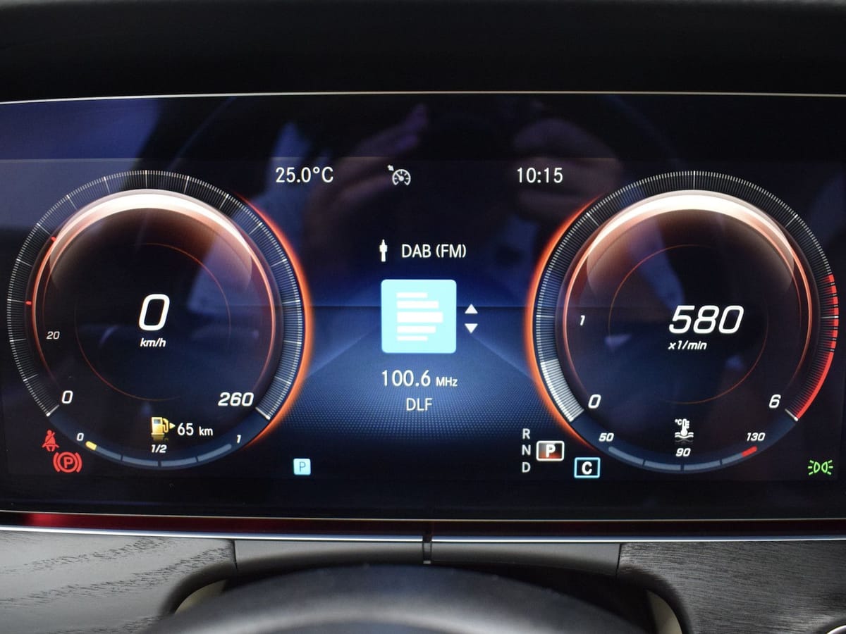 Mercedes-Benz E 400 d All-Terrain Wide AugR Air LED Rcam 2xMem foto 21