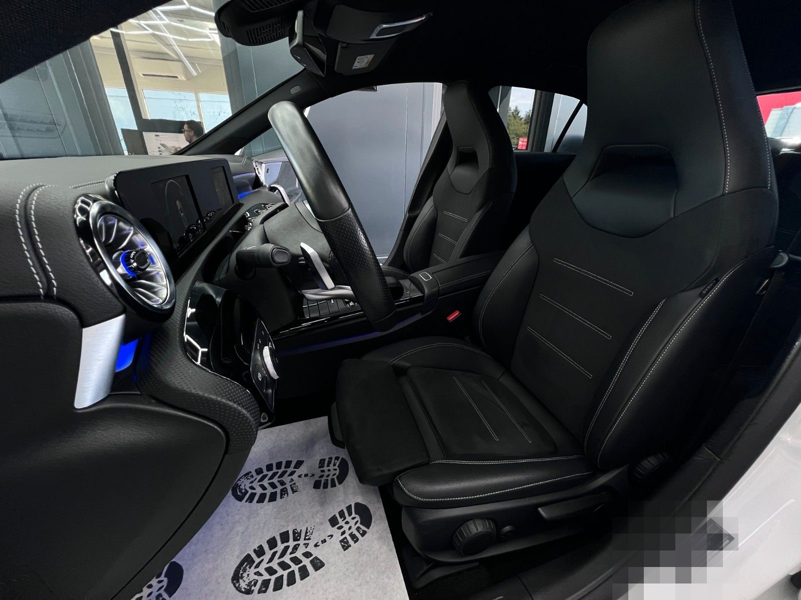 Mercedes-Benz A 180 7G AMG NIGHT LED NAV+CARPLY DAB R-KAM AMBT foto 12