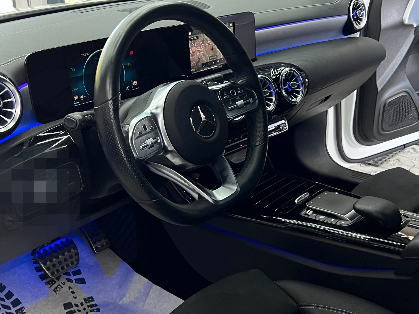 Mercedes-Benz A 180 7G AMG NIGHT LED NAV+CARPLY DAB R-KAM AMBT foto 8