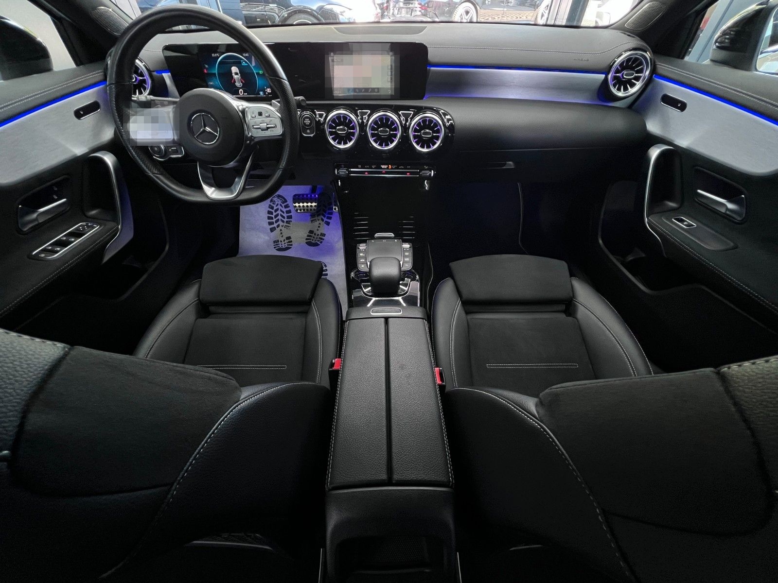Mercedes-Benz A 180 7G AMG NIGHT LED NAV+CARPLY DAB R-KAM AMBT foto 9