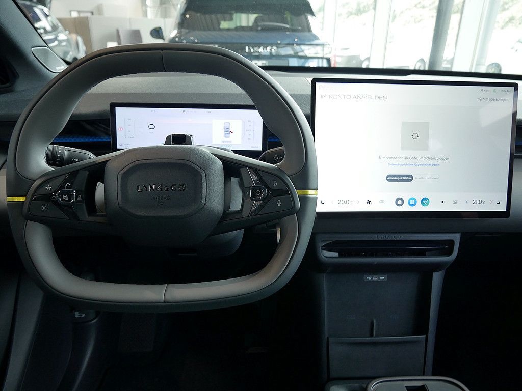 Lynk&Co 02 200 kW More KAMERA NAVI W-LAN ACC LED PANO foto 11