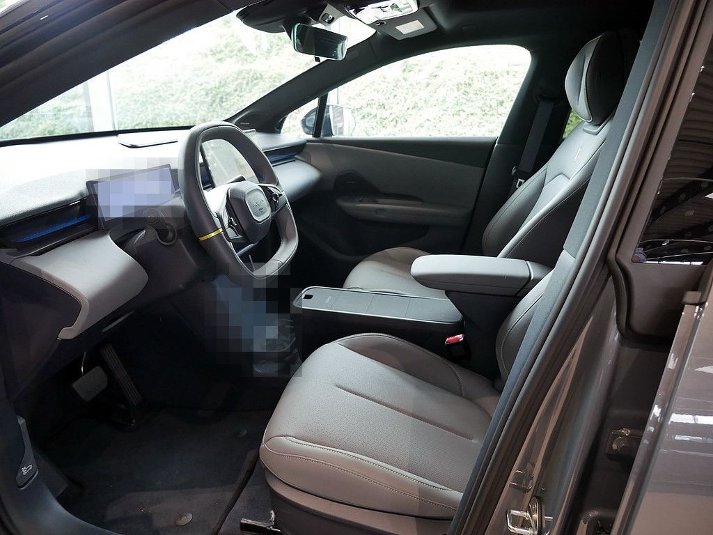 Lynk&Co 02 200 kW More KAMERA NAVI W-LAN ACC LED PANO foto 15