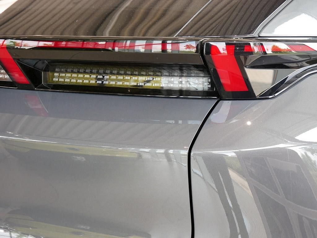 Lynk&Co 02 200 kW More KAMERA NAVI W-LAN ACC LED PANO foto 5