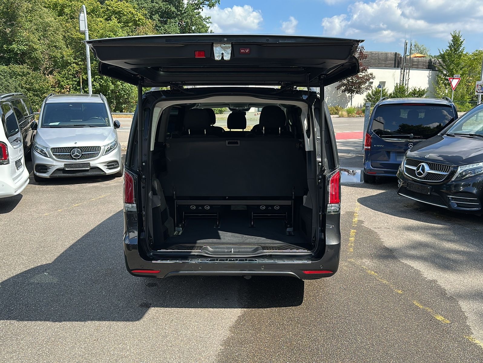 Mercedes-Benz V 250 d lang Style 4M AMG Line Dist el.Tür  foto 15