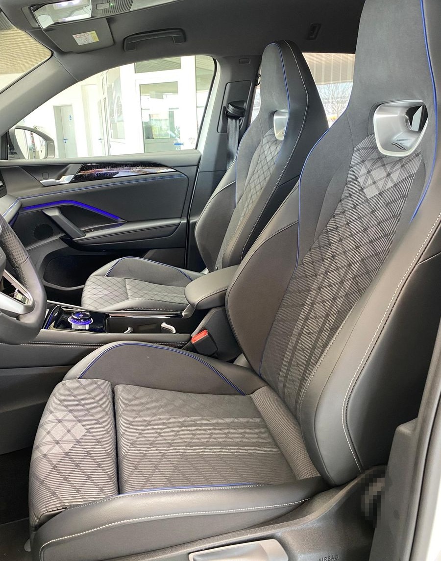 Volkswagen Tiguan R-Line 1.5 eTSI*DSG*Black Style*Matrix*AH foto 11