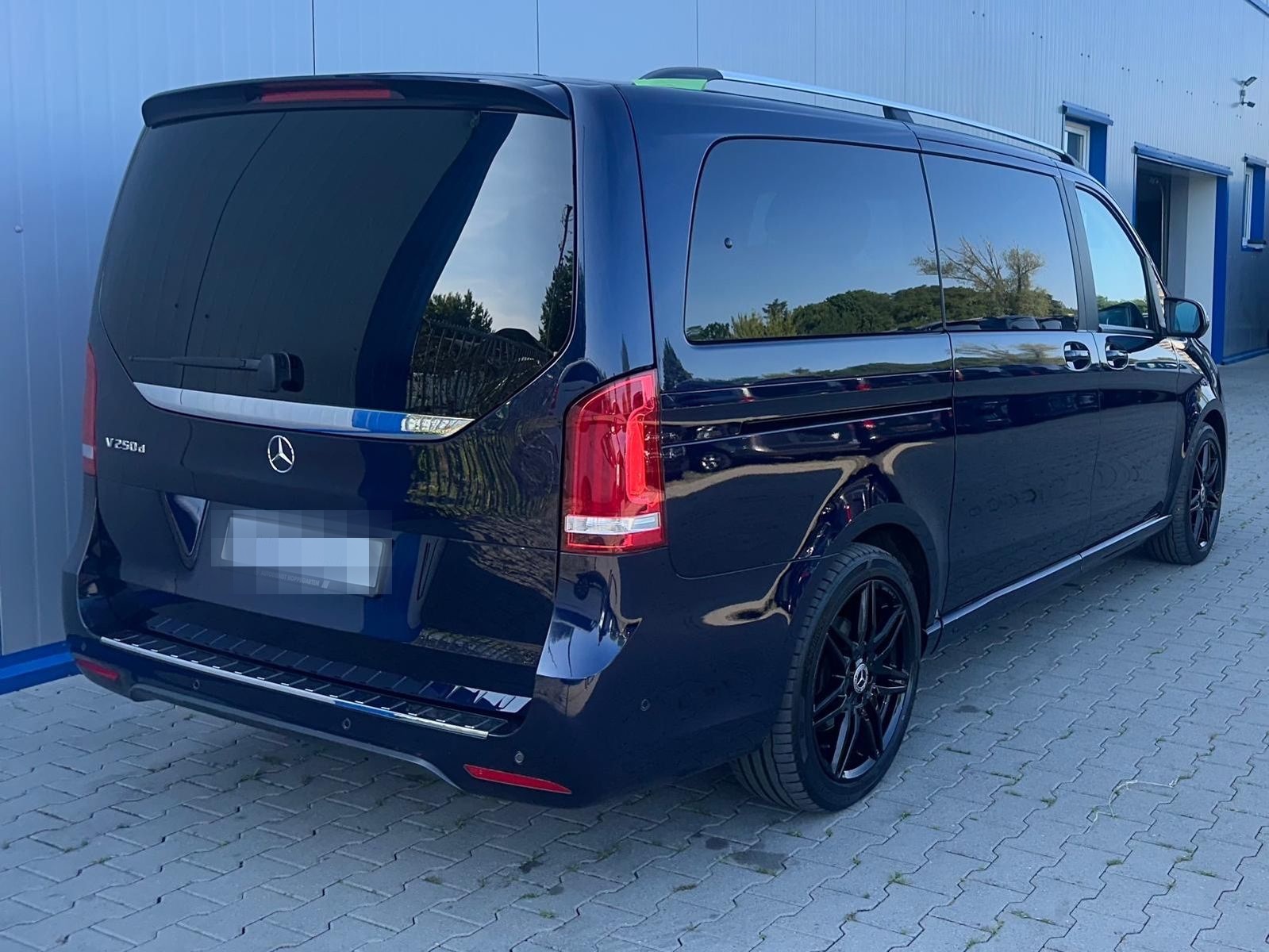 Mercedes-Benz V 250 LANG EXCLUSIVE AMG-LINE 9G 360° LUXUSSITZE foto 7