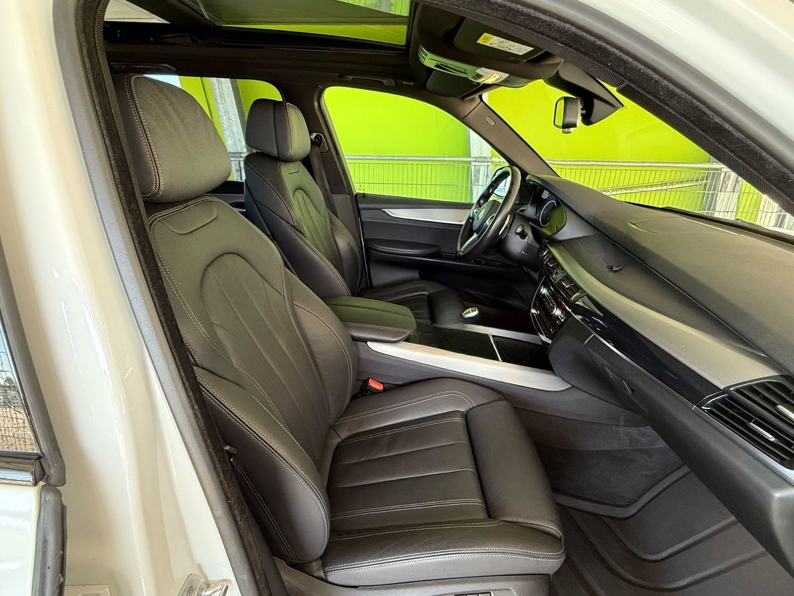 BMW X5 xDrive 50i SPORT-PAKET M TECHNIK 29.202 € NET foto 15