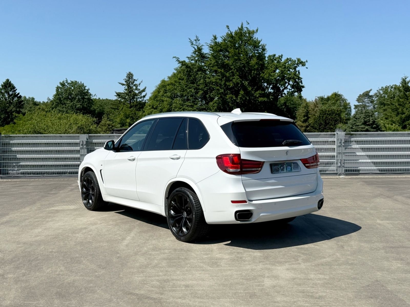 BMW X5 xDrive 50i SPORT-PAKET M TECHNIK 29.202 € NET foto 10