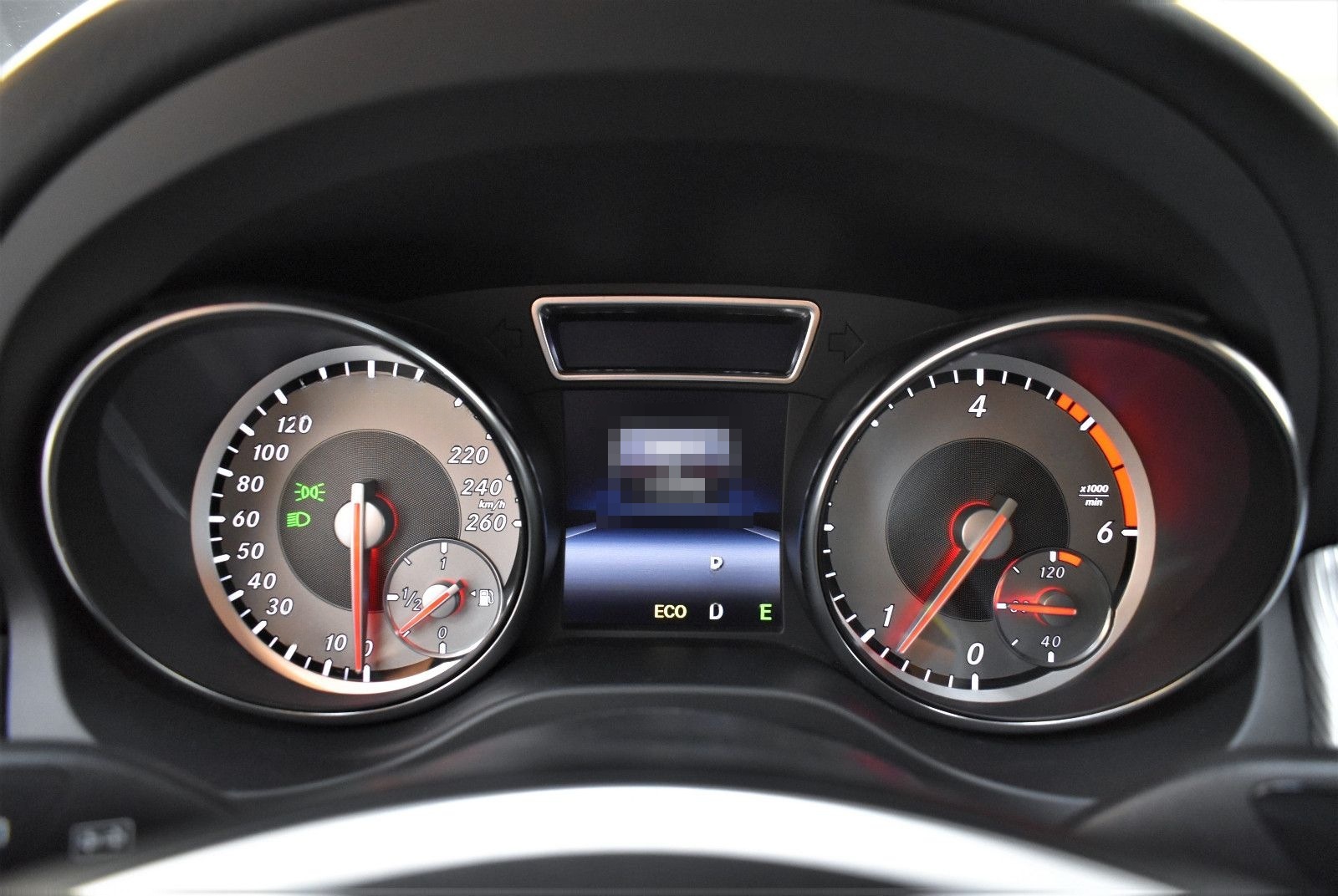 Mercedes-Benz GLA 220 CDI Urban+Bi-Xenon+Automatik+Navi+Kosmos foto 19