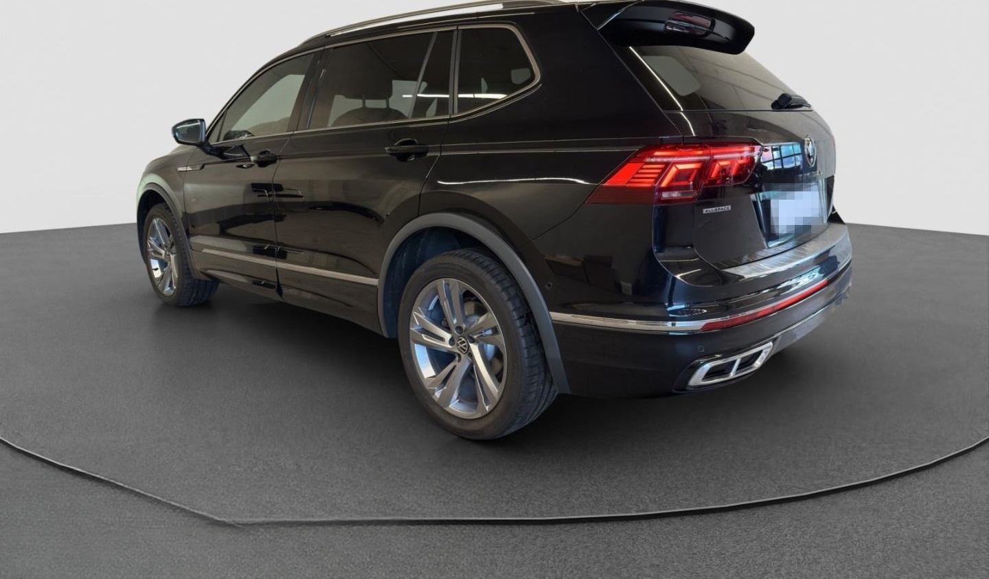 Volkswagen Tiguan Allspace 2.0 TSI DSG 4Mo R-Line AHK REAR  foto 5