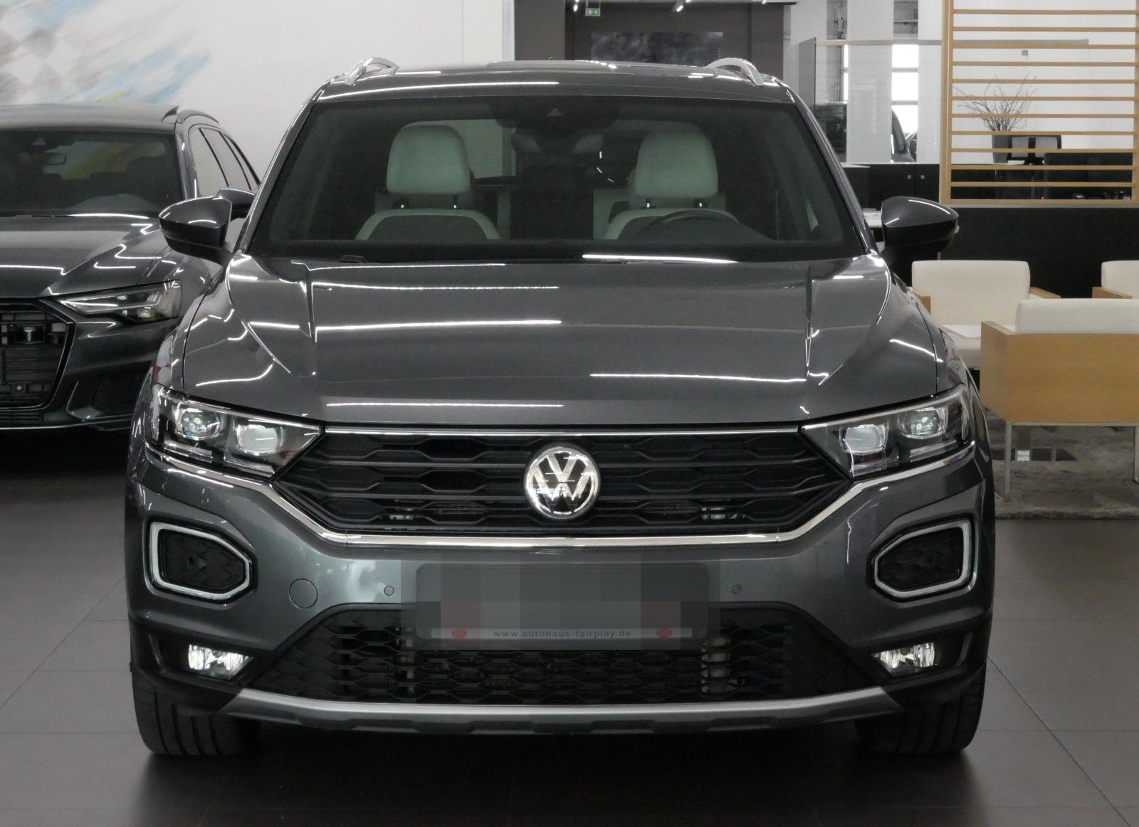 Volkswagen T-Roc Sport 4Motion DSG/BEATS/PANO/LED/CARPLAY! foto 2