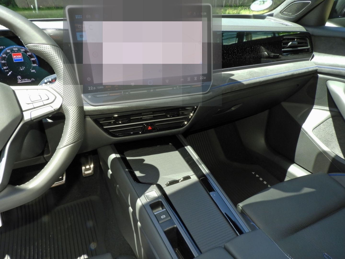 Volkswagen Passat R-Line 2.0TDI 4M DSG SIGNATURE STDHZG VOL foto 18
