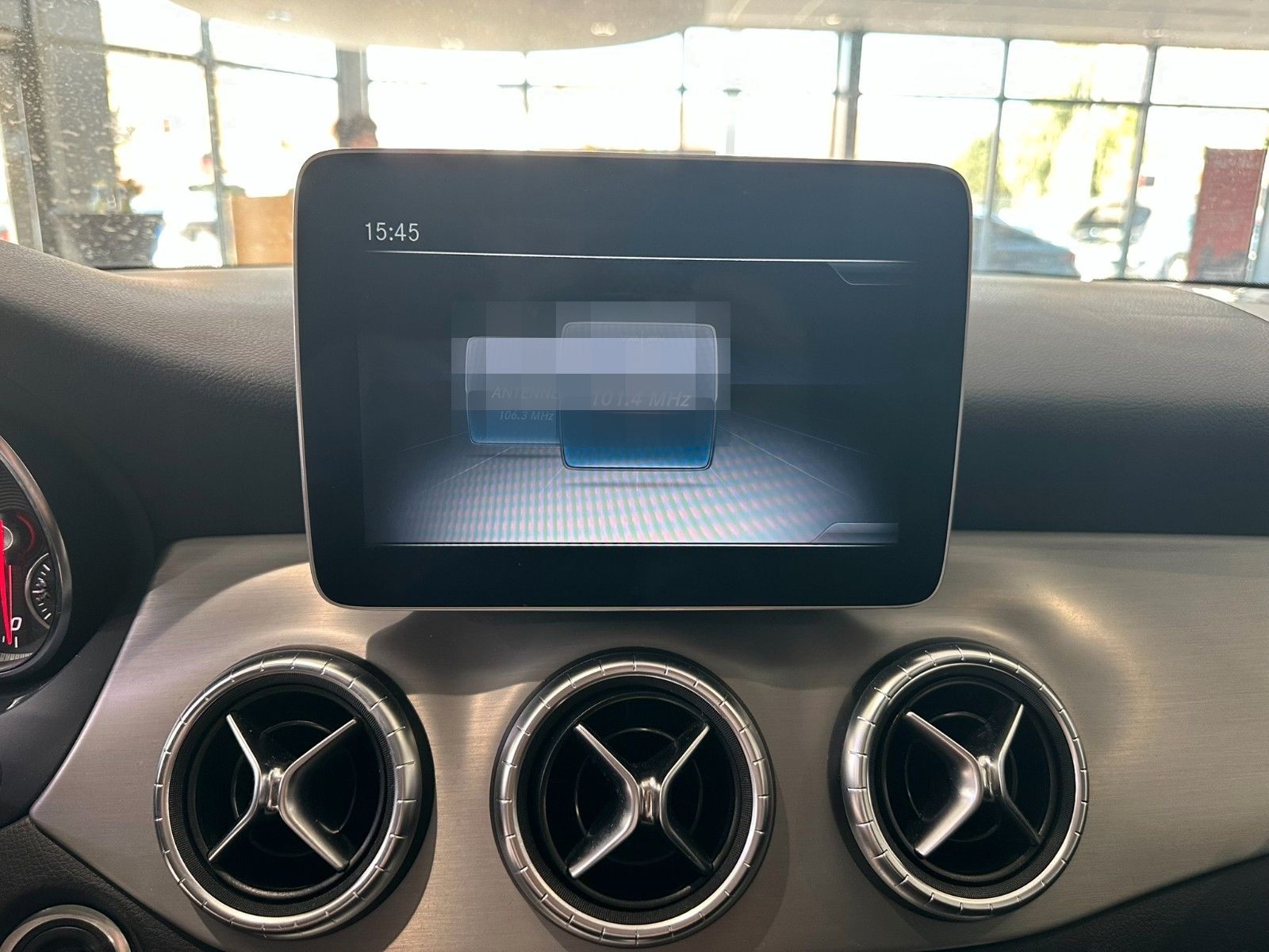 Mercedes-Benz CLA 180 SB AMG-LINE/NAVI/LED/LEDER/PANO/SHZ foto 14