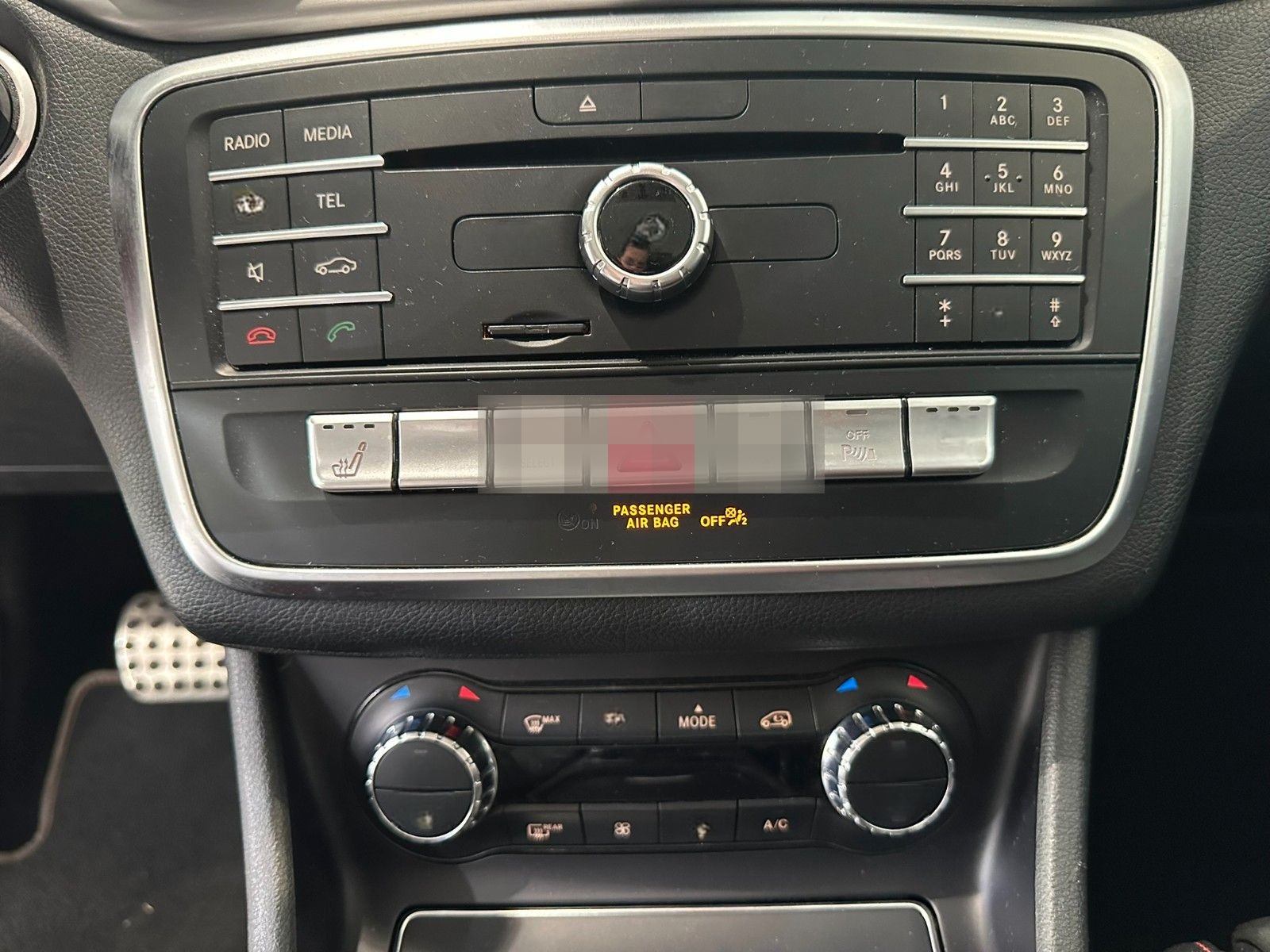 Mercedes-Benz CLA 180 SB AMG-LINE/NAVI/LED/LEDER/PANO/SHZ foto 17