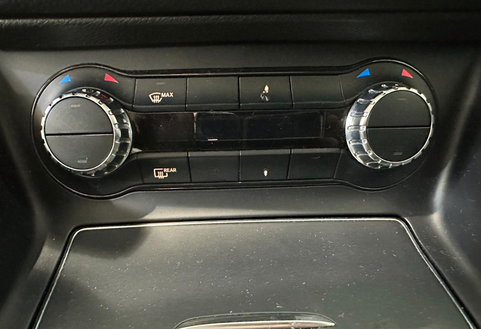 Mercedes-Benz CLA 180 SB AMG-LINE/NAVI/LED/LEDER/PANO/SHZ foto 19