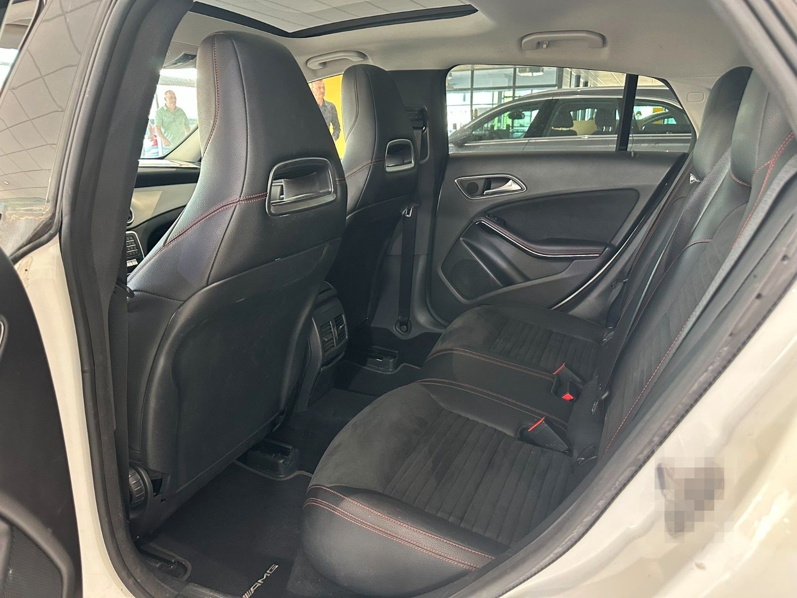 Mercedes-Benz CLA 180 SB AMG-LINE/NAVI/LED/LEDER/PANO/SHZ foto 22