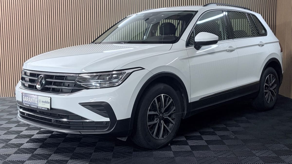 Volkswagen Tiguan Life 2.0 TDI LED ACC Spurhalte AHK