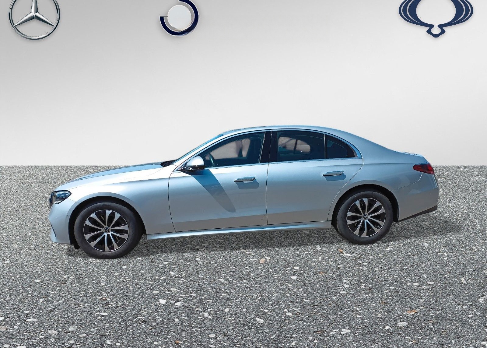 Mercedes-Benz E 220 ADVANCED PLUS+360 `KAMERA+DISTRONIC foto 2