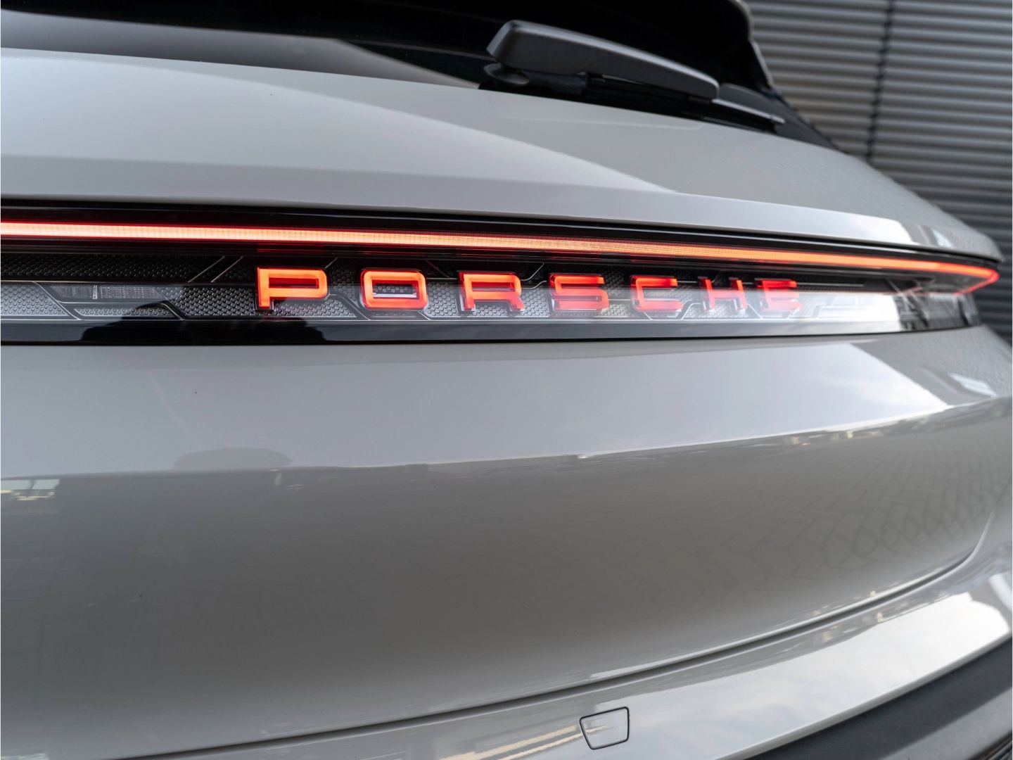 Porsche Taycan Sport Turismo 20'', Panoramadach uvm. foto 11