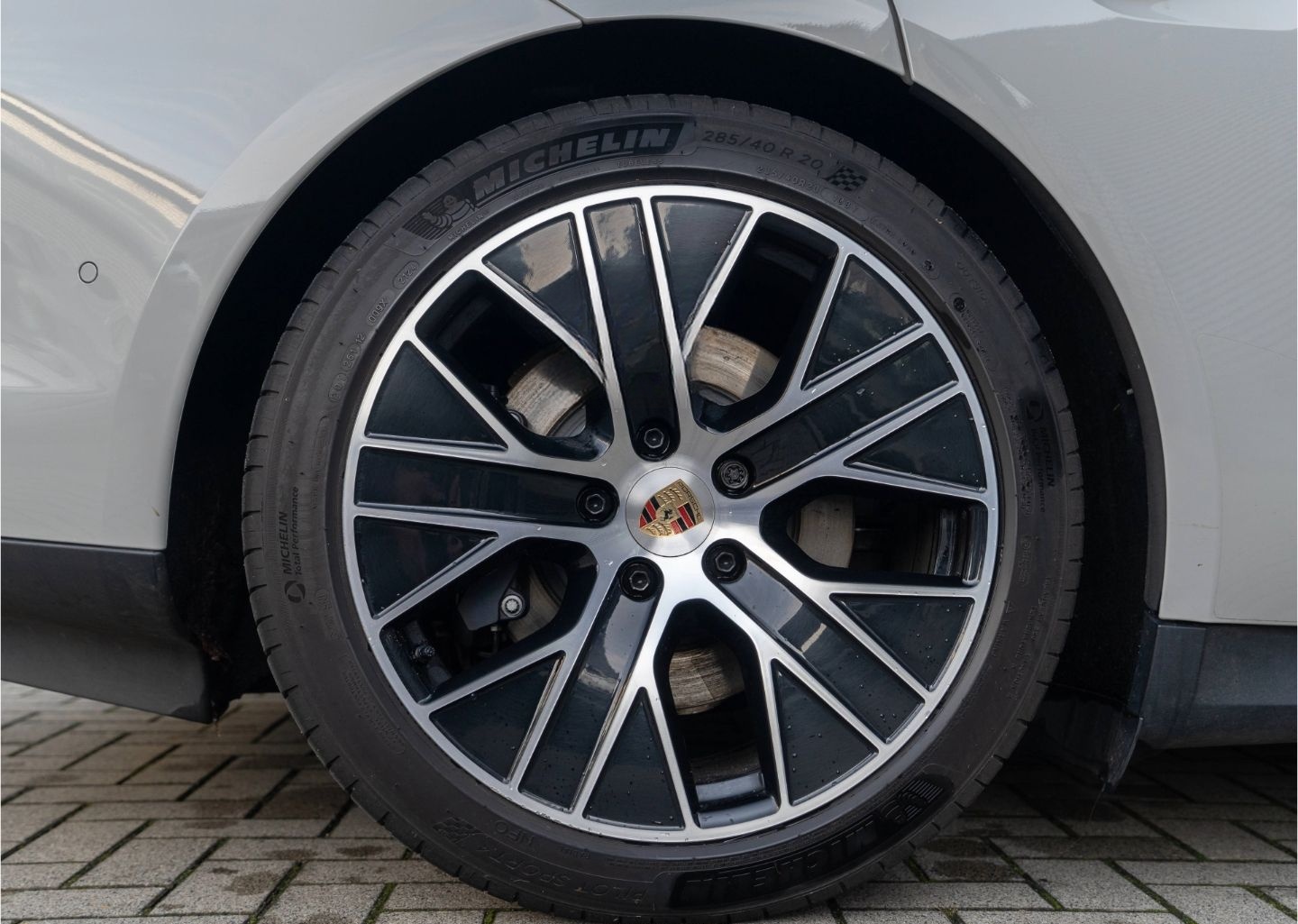 Porsche Taycan Sport Turismo 20'', Panoramadach uvm. foto 23