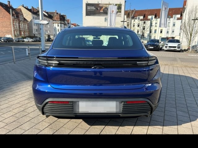 Porsche Macan 4 foto 17